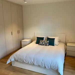 Adorable Center With Parking, Near Tram Apartamento