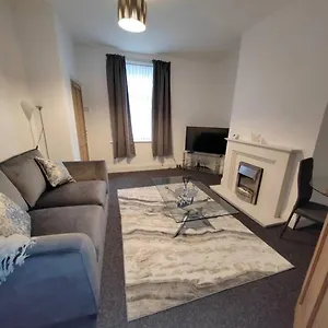 https://church-view-house2bedbrighouse-central-location.yorkshirehotels.net